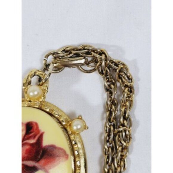 Vtg Gold Tone Rose Pendant Locket Necklace W/ Faux Pearls & Tassel Chain - Picture 3 of 8